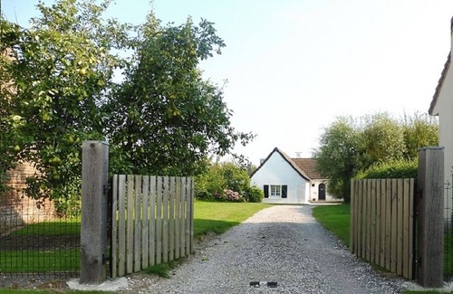 Verlincthun Cottage | Gîte La prairière detached house garden near Hardelot, charm, quiet