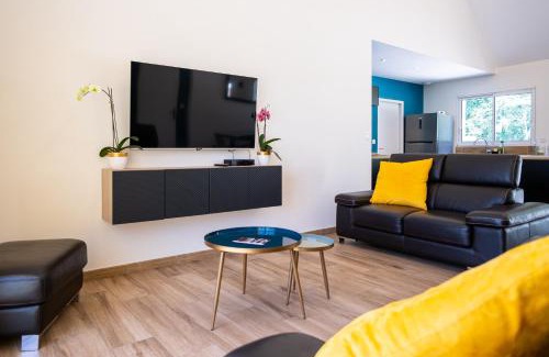 Saumur House | Gîte la Seigneurie -Piscine & SPA