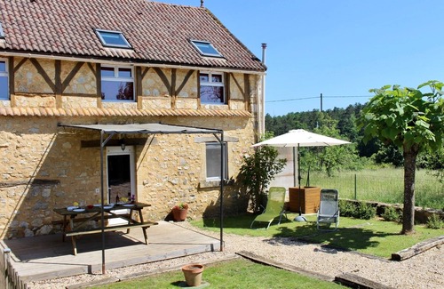 Daglan House | Gîte "Le Céou" 3 rooms in a quiet country setting