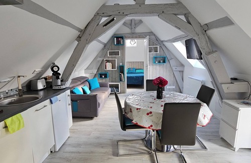 Villebernier Apartment | Gîte "Le Cerisier" Domaine des Moizons