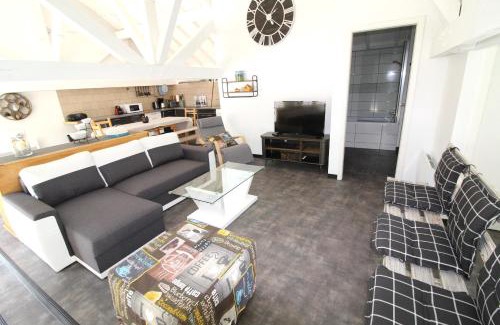 Saulxures-sur-Moselotte House | Gîte Le Hangar 67 à Saulxures-sur-Moselotte - Location atypique proche lac