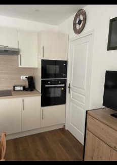 Quartier Saint-Leon House | Gîte Le lys 4 personnes