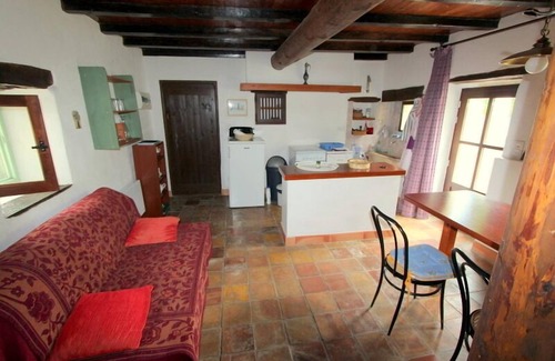 Verfeuil House | Gîte Le Mazet with swimming pool, quiet, near Céze Valley and Uzès