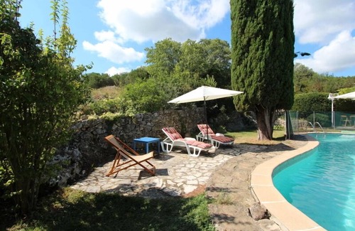 Verfeuil House | Gîte Le Mazet with swimming pool, quiet, near Céze Valley and Uzès
