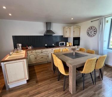 Roz-sur-Couesnon House | Gîte le parc Michel