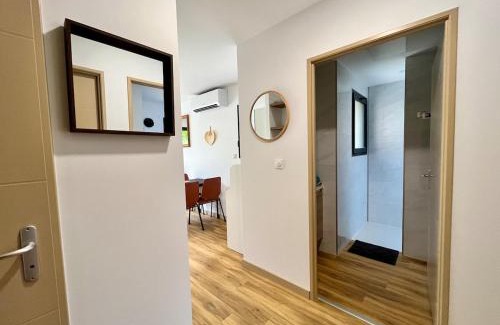 Beaucroissant Apartment | Gîte Le Parmé' nid 3 lits parking privé terrasse