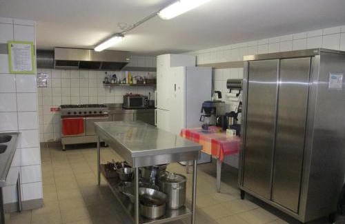 Clairegoutte House | Gîte Le Séquoia: Confort pour 17 personnes, idéal pour randonner dans les Vosges Saônoises - FR-1-583-426