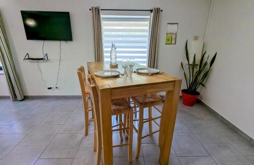 Nonzeville House | Gîte le Saule entre Épinal et Saint-Dié avec Wi-Fi - FR-1-589-823