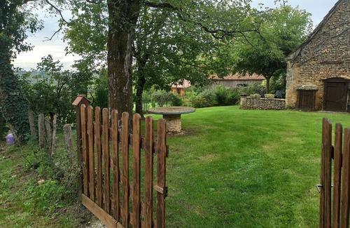 Savignac-de-Miremont House | Gîte les acacias 4/6p classified 3 stars renovated 2016 ideal for families, retirees