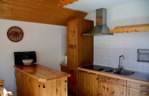 Lans-en-Vercors Cottage | Gîte Les Bruyères in Lans en Vercors - hike, bike