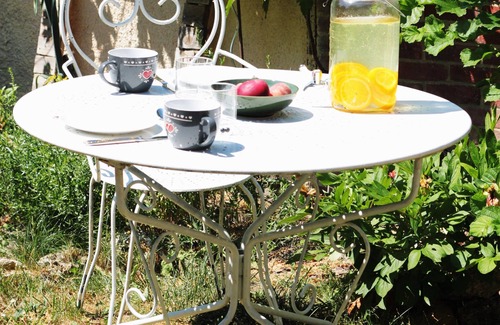 Epernay House | Gîte Les Chineurs - 2 min walk from Av. de Champagne Epernay