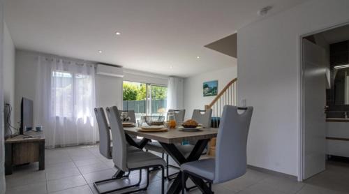 Argeles Gazost House | Gîte les iris Fleurs des Pyrénées - Climatisation - Borne VAE