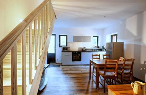 Saint-Didier-en-Velay Bed & Breakfast | gîte Les Marronniers