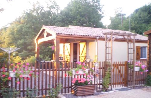 Montmurat House | Gîte les Roziers