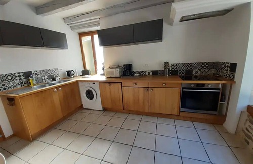 Vigeois Apartment | Gîte les Vieilles Poutres in Vigeois