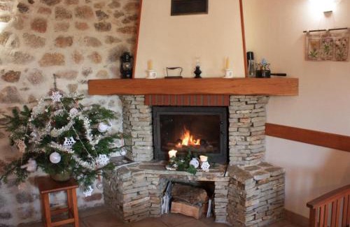 La Tuiliere House | Gîte lumineux avec vue, animaux acceptés, Wi-Fi, jardin clos - FR-1-496-93