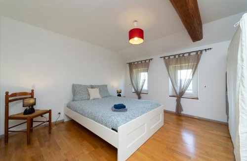 Braud-et-Saint-Louis Apartment | Gîte Lys Martagon - terrasse & clim - Chelona'Loc