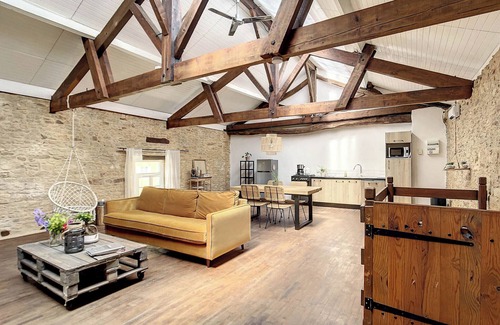 Cassagnes House | Gîte Manon Pour 6 Personnes. Animaux de Compagnie Acceptés