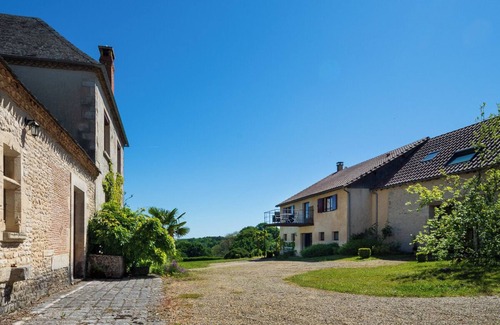 Ajat House | Gîte “Marie” – A Charming Stay at Domaine des Ormeaux (Dordogne, France)