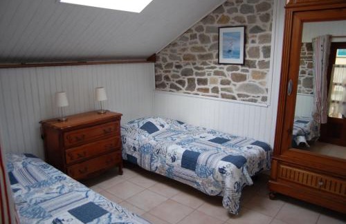 Hirel House | gîte marin petit châtelet