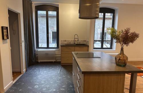 Moulins Apartment | Gîte moderne et fonctionnel à Moulins, idéal pour 4 personnes - FR-1-489-570