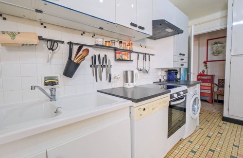 Boulazac-Isle-Manoire Apartment | Gîte Monplaisir, cosy with private garden