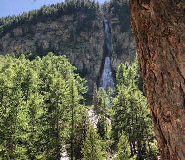 Ceillac Apartment | Gîte montagne 1 à 25 places "Chalet Coste Belle"