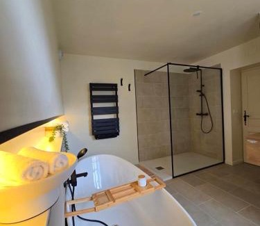 Ban-de-Laveline House | Gîte perché en bordure de forêt - Jacuzzi privatif