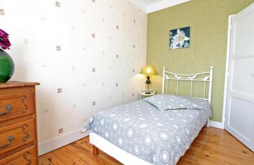 Champosoult House | Gîte Rénové avec Jardin Clôturé et WIFI en Normandie - FR-1-497-27