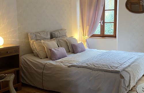 Castelnau-Pegayrols House | Gîte Ras del Molin Castelnau-pégayrols