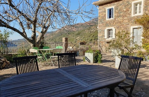 Manso Apartment | Gîte Rez-de-chaussée - 2 adultes - 1 enfant