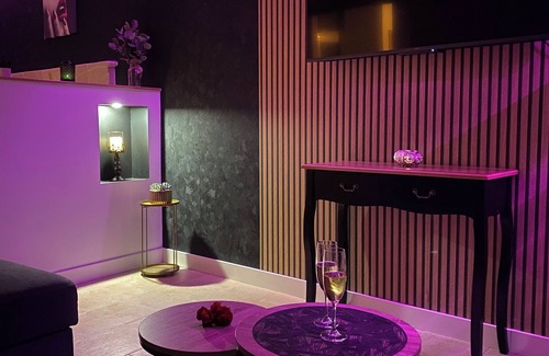 Brain-sur-Longuenee House | Gîte Romantique La Parenthèse Angevine Love &spa