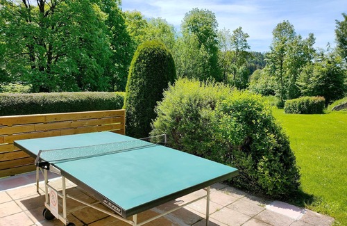 Foncine-le-Haut Apartment | Gîte Rosier Montagnes Jura with Spa Sauna river