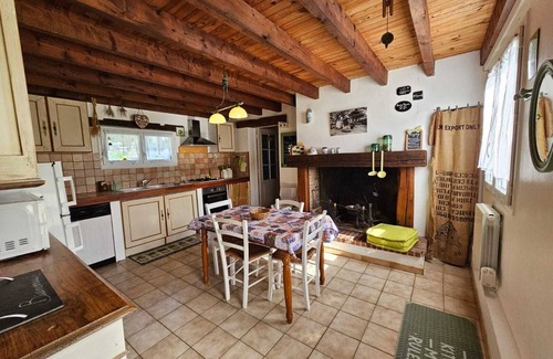 Sigalens House | Gîte rural des Gravets, shared pool