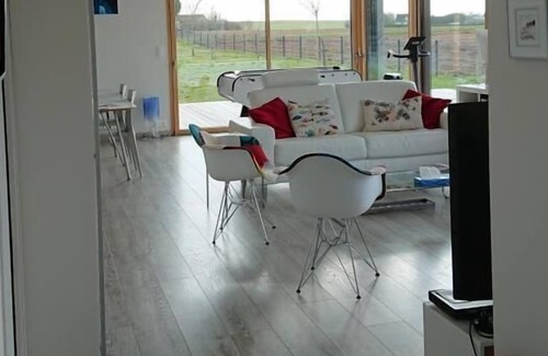 Cuhon House | Gîte Siette des Moulins