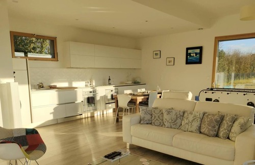 Cuhon House | Gîte Siette des Moulins