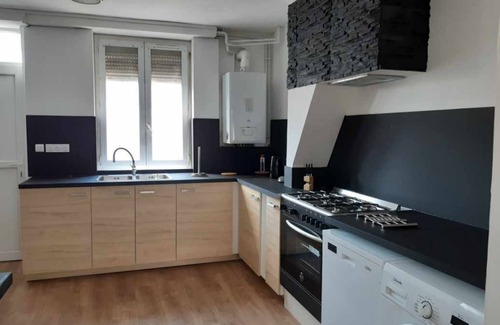 Gravelines House | Gîte Situé à 1 km de la Centrale Nucléaire. Tout Confort, Proximité Commerce