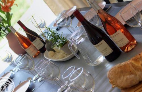 Pinay House | Gîte spa et sauna, nature sereine, animaux admis - FR-1-496-274