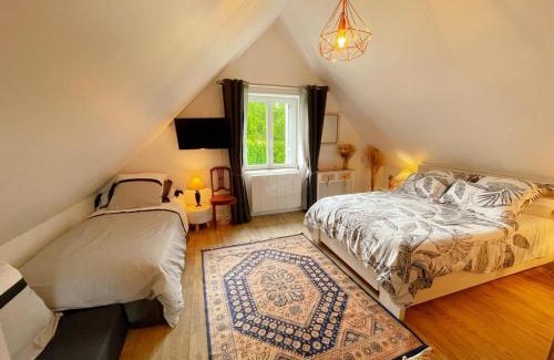 Saint-Aubin-le-Depeint House | Gîte tout confort avec terrasse spacieuse, jardin clos et équipements modernes, à 45 mn du Mans - FR-1-381-557