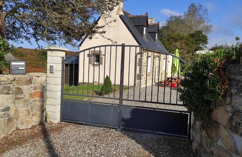 Landunvez House | Gîte Tromenec