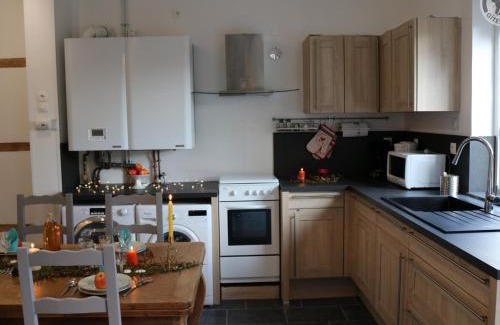 Leval House | Gîte typique Avesnois, familial avec terrasse, proche forêt et activités locales - FR-1-510-177