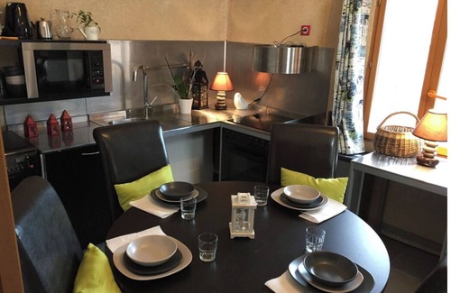 Caurel House | Gîte/villa Écologique Surplombant le Cadre Exceptionnel du lac de Guerlédan