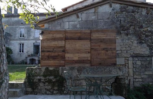 Villebois-Lavalette House | Gîte VillaBoé