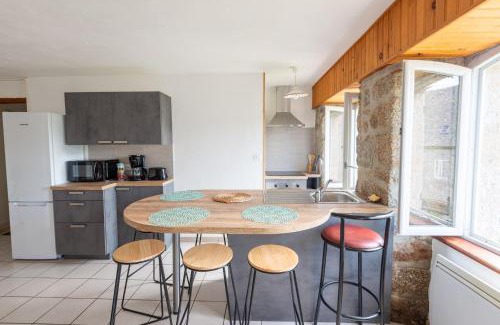 Grandvals House | Gîte Violette d'Aubrac 3/5 personnes