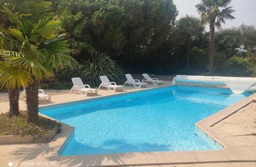 Saint-Maixent-sur-Vie Apartment | Gîtes des Colombières Piscine & Spa