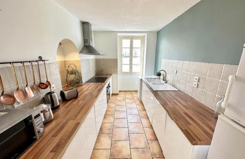 Thenac Bed & Breakfast | Gîtes du Château de Panisseau