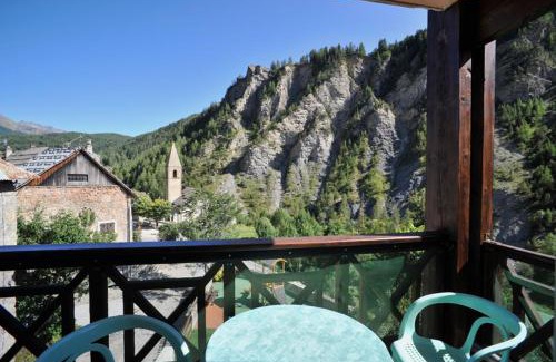 Saint-Dalmas-le-Selvage Apartment | Gîtes du Presbytère