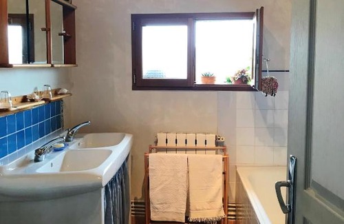 Navas House | Gîtes le Mas Barral