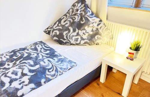 Rhein-Erft-Kreis District Apartment | GÜNSTIGE PREMIUM UNTERKUNFT in KÖLN - HÜRTH!