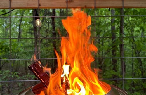 Talladega Cabin | G-5 Glamp in Bohamia - 268 acre forest retreat